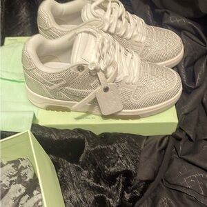 Off-White Out of Office Strass Sneaker
in White White